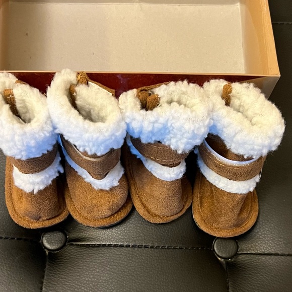 PUGZ soft dog booties -size 4 (M) - Picture 3 of 4